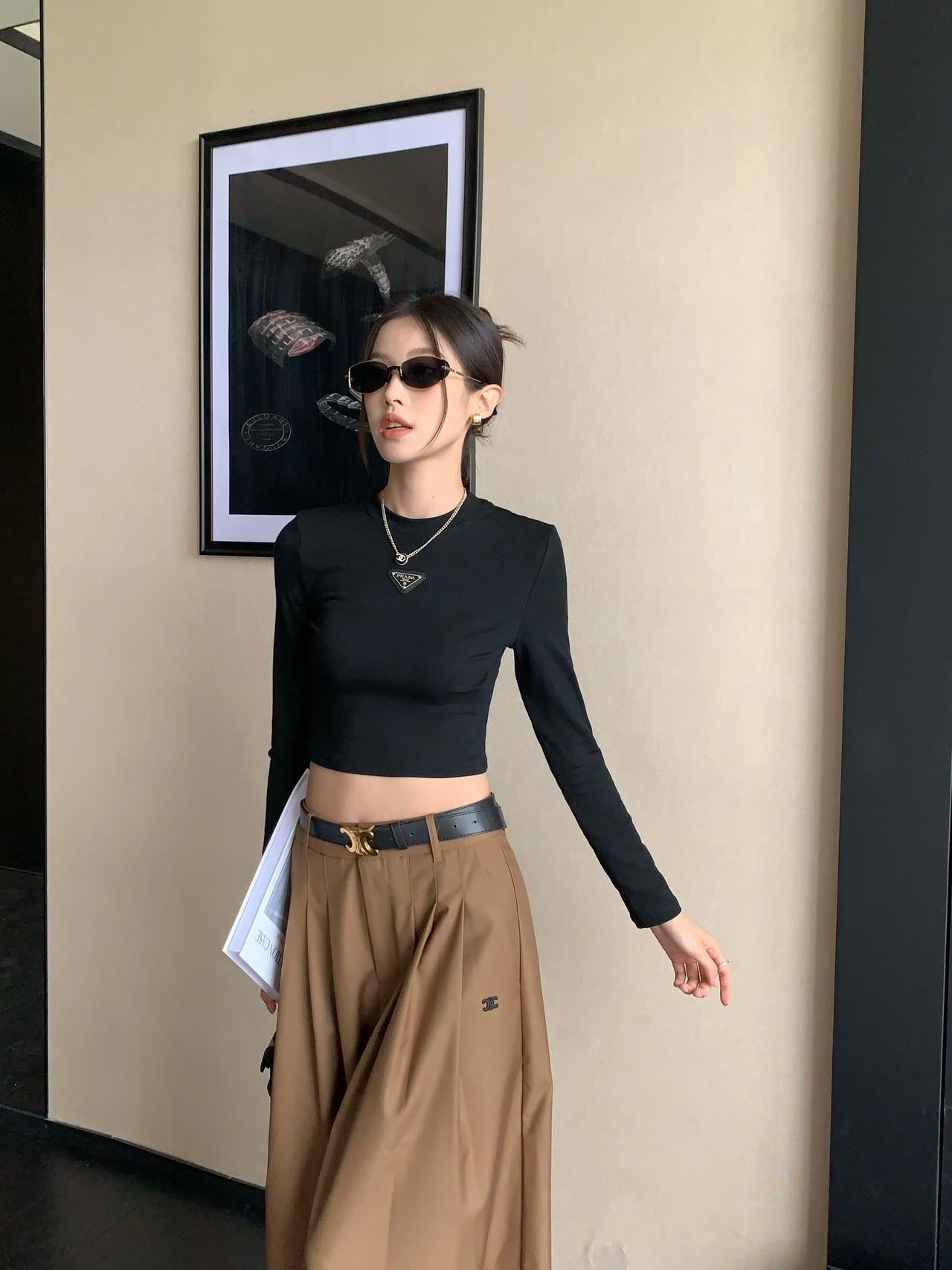 Cel 25fw pleated pants