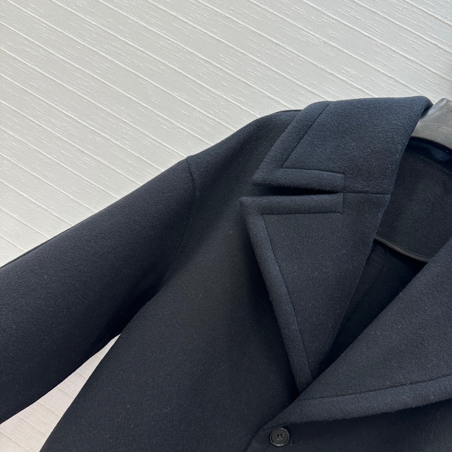 Loe 25fw cashmere coat