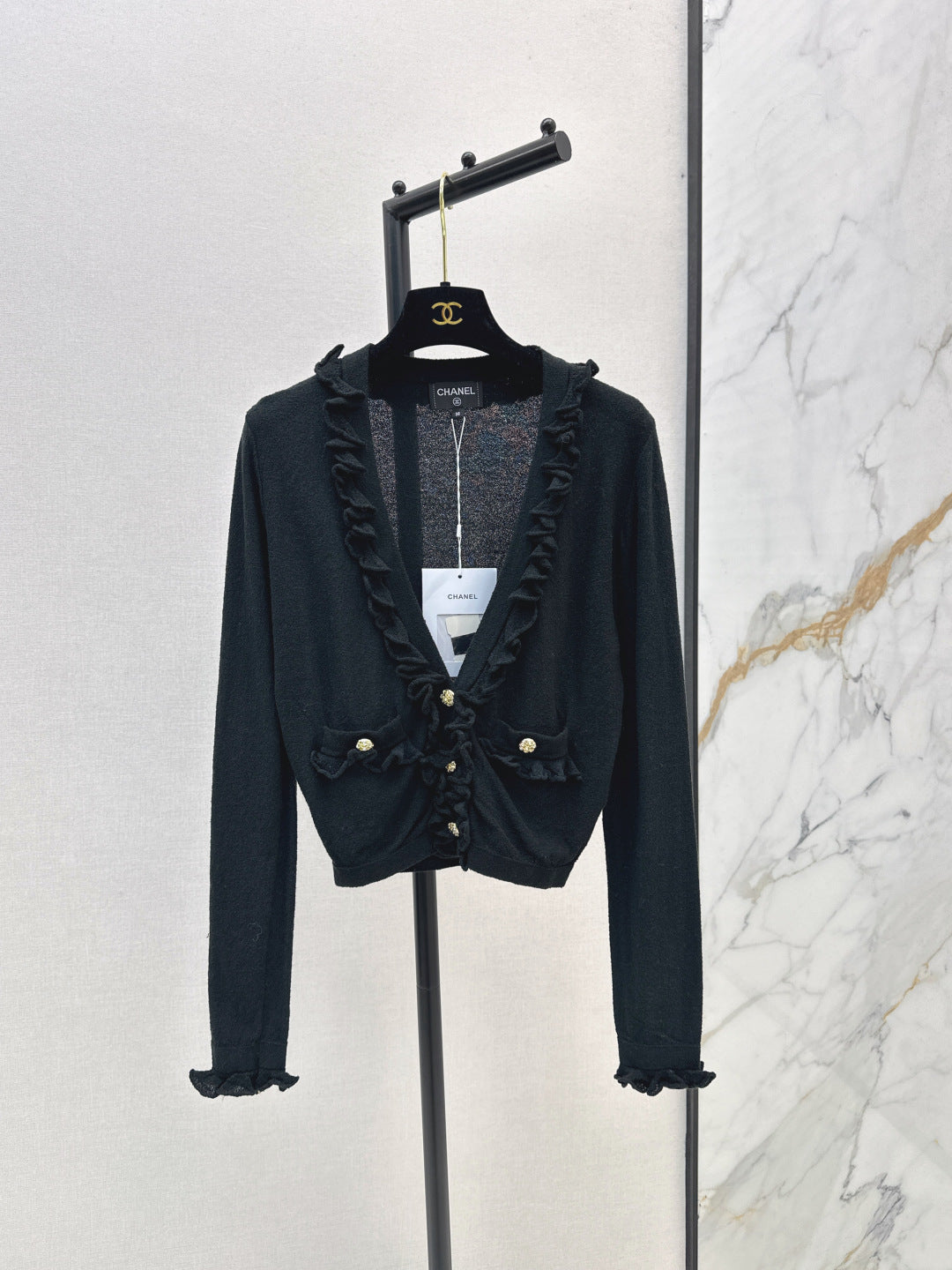 Chan 25fw ruffle cardigan