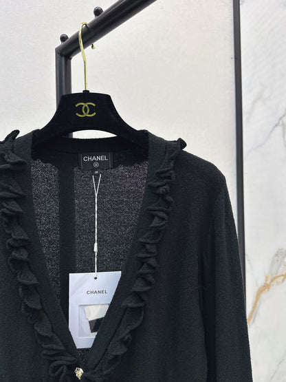 Chan 25fw ruffle cardigan