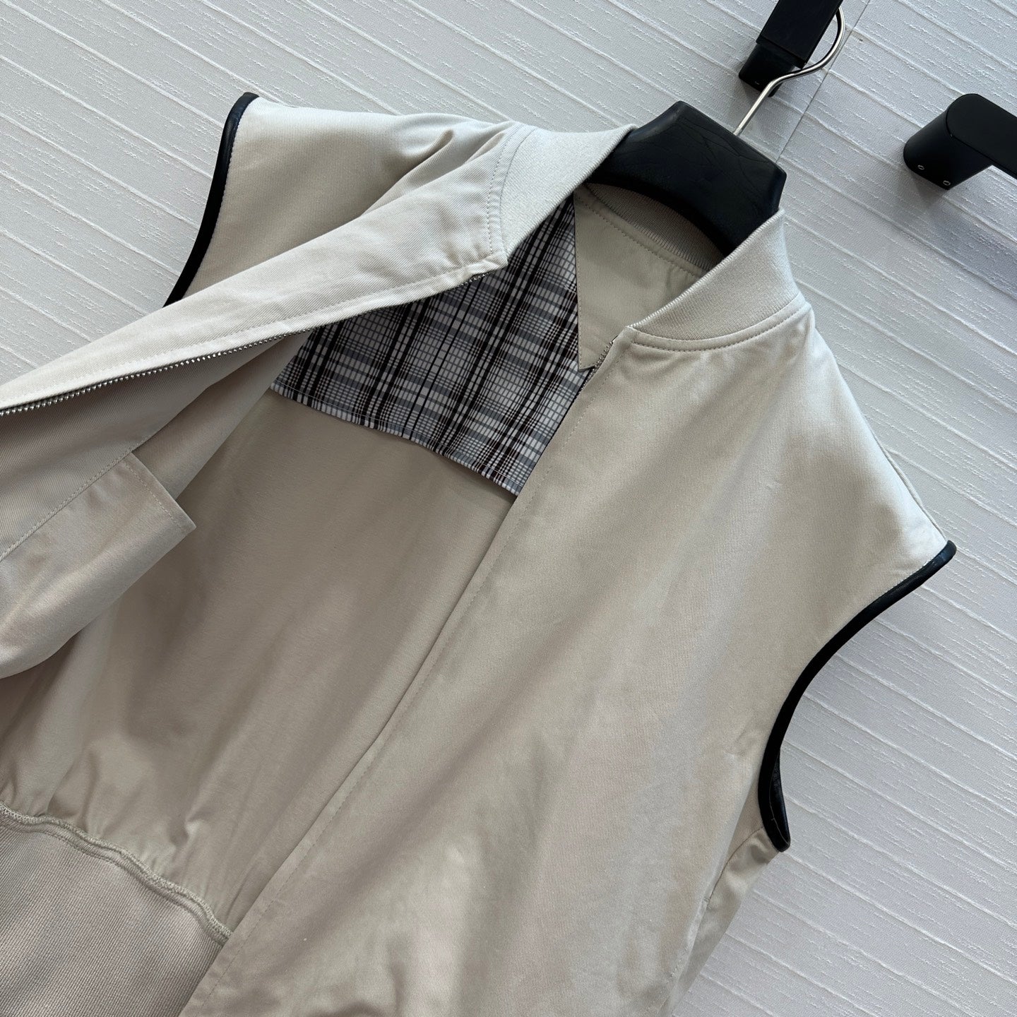 Bottega 25fw sleeveless vest