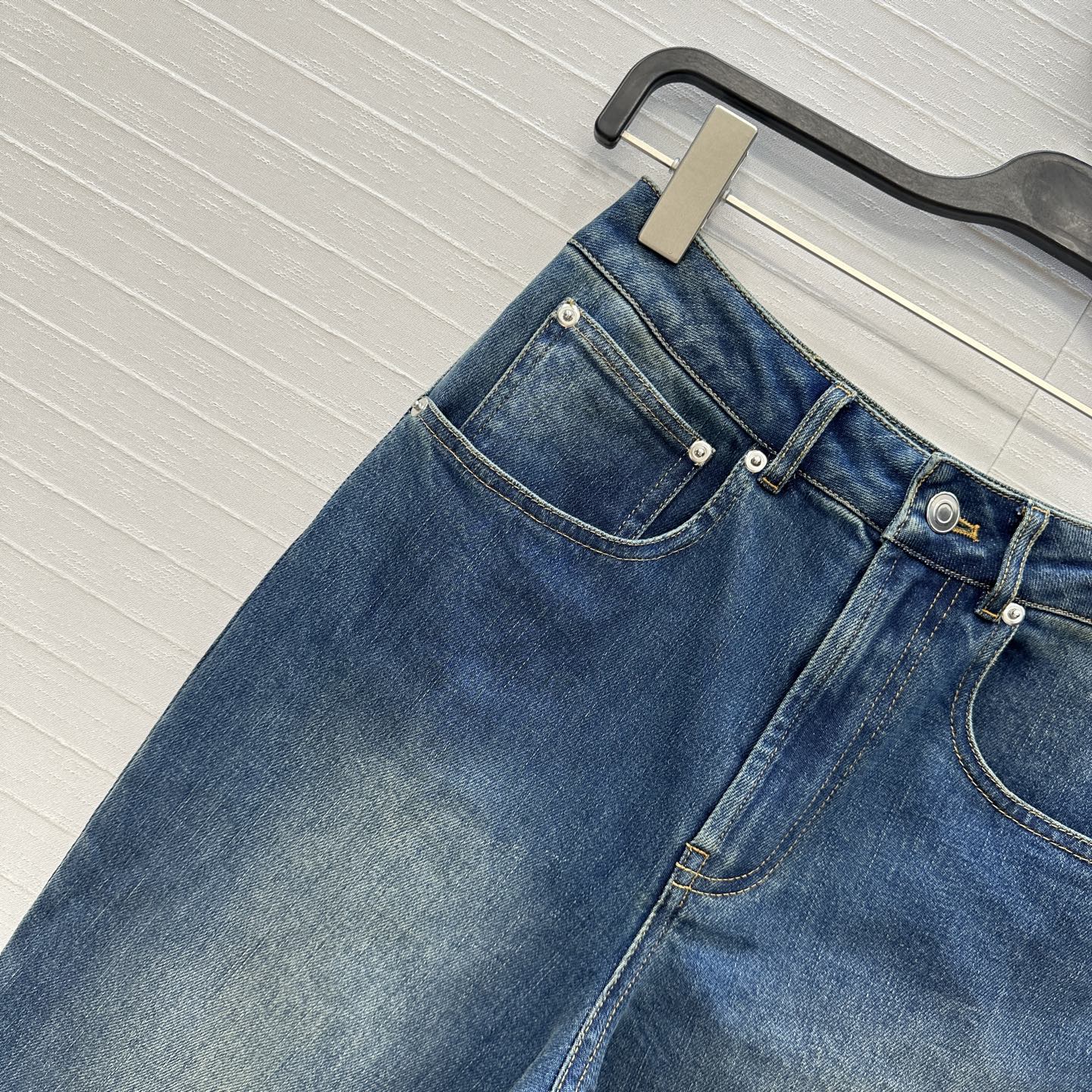 Alai 25fw all-mstch jeans
