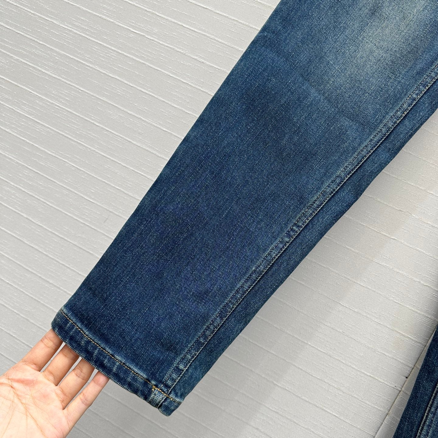 Alai 25fw all-mstch jeans