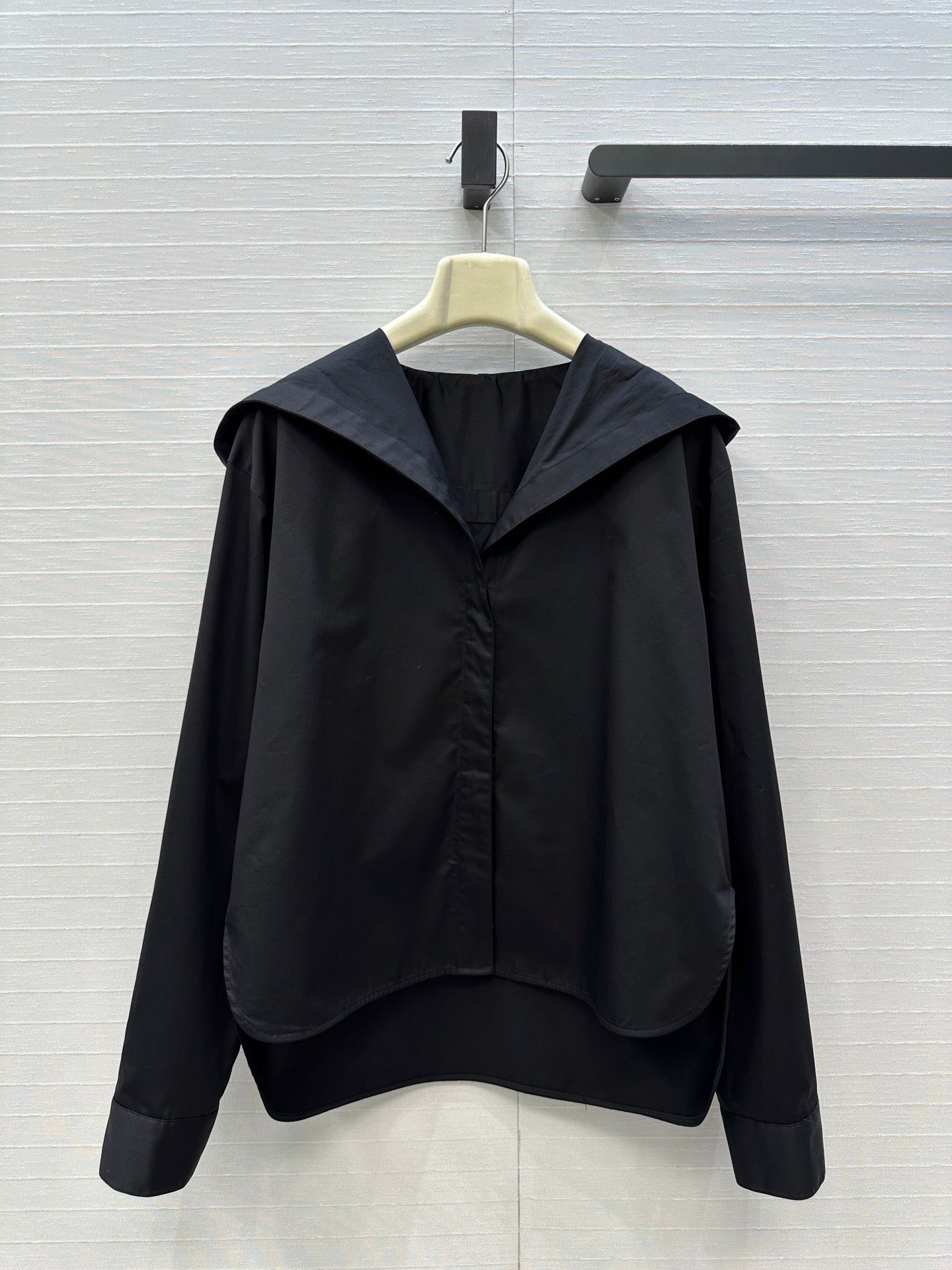 Alai 25fw all-match shirt