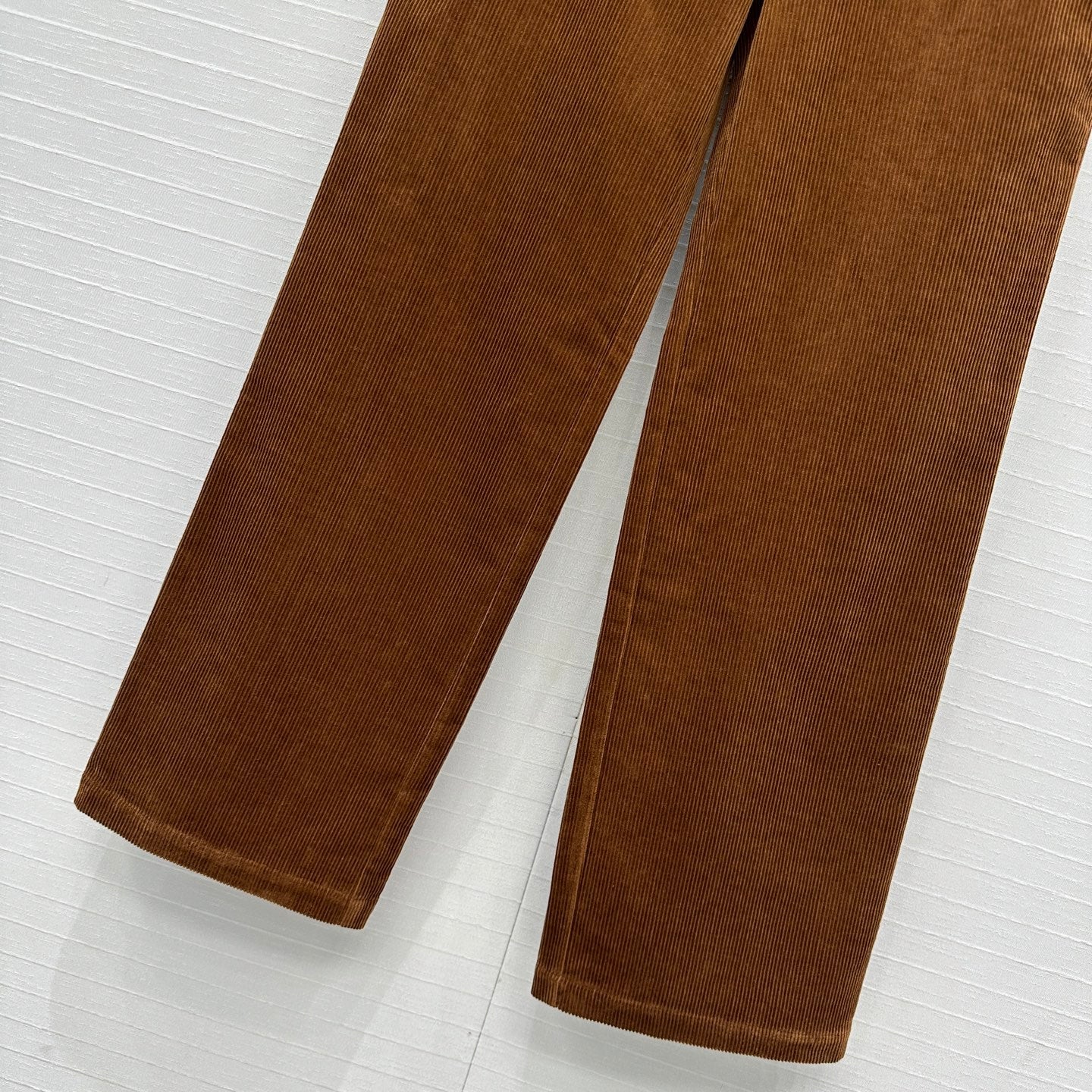 Miu 25fw all-match pants