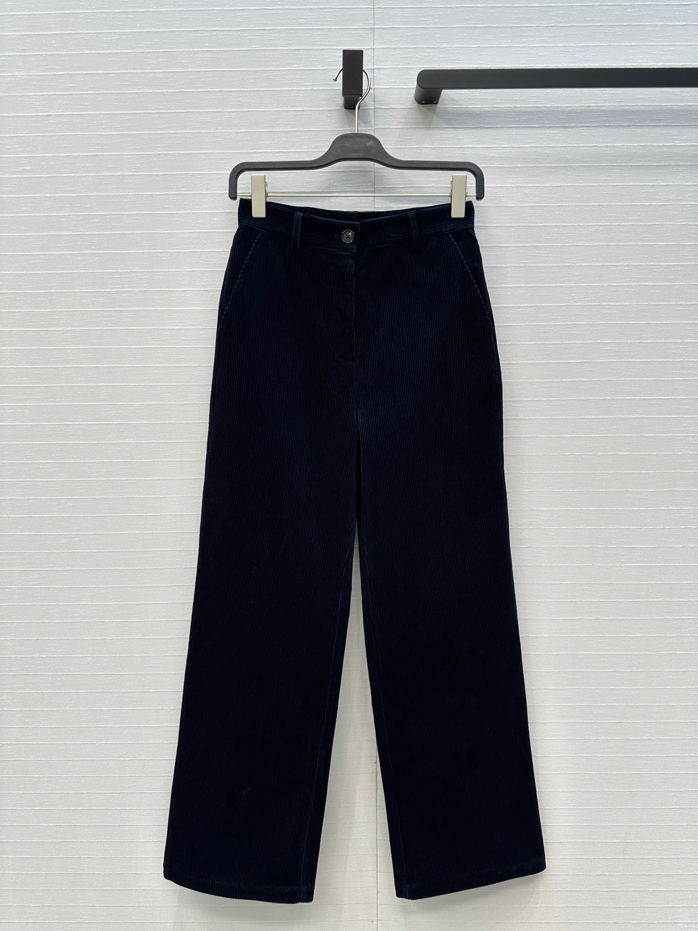 Miu 25fw all-match pants