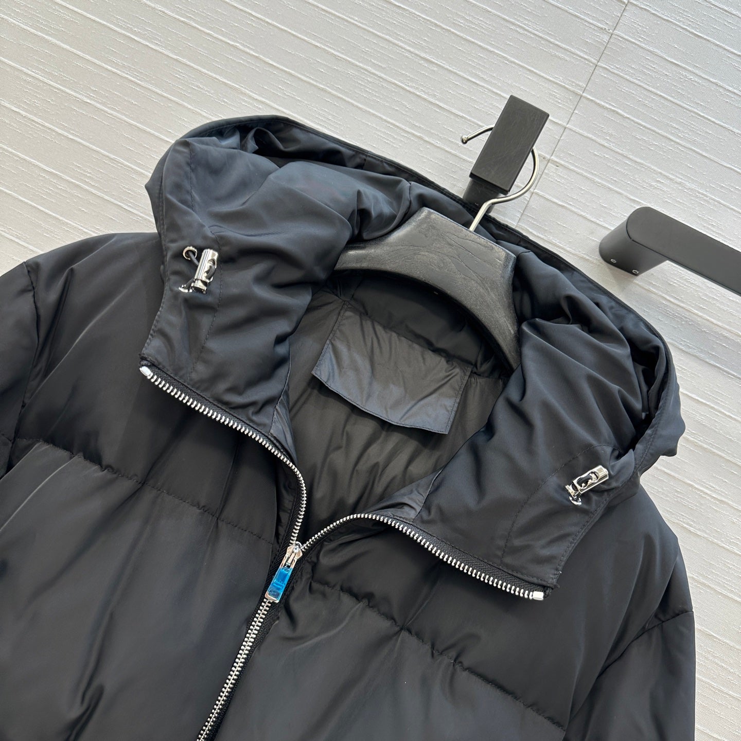Pra 25fw down jacket