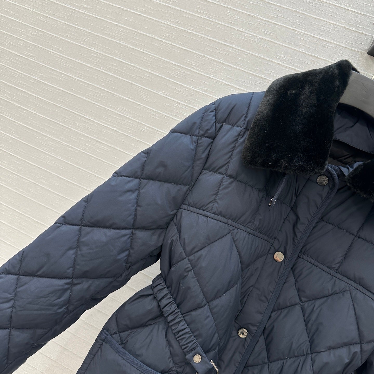 Moc 25fw down jacket