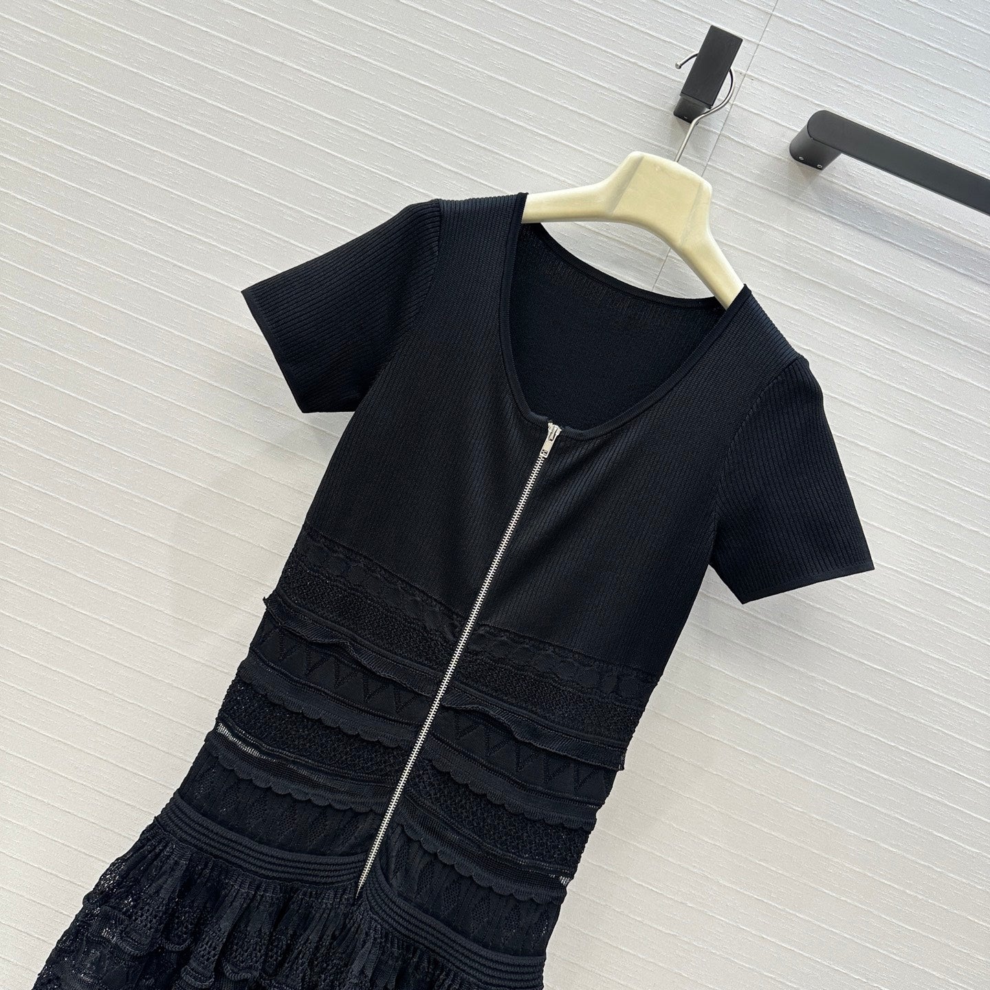 Alai 25fw ruffled dress