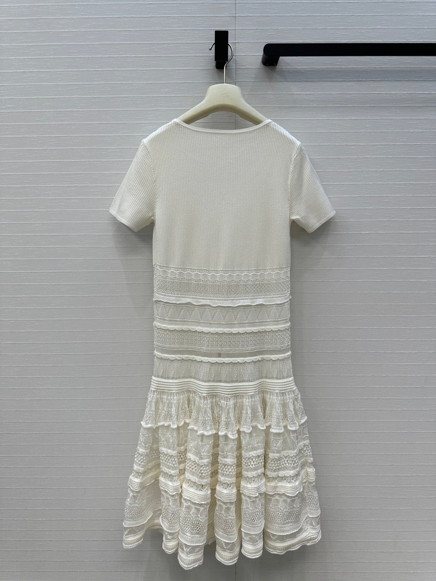 Alai 25fw ruffled dress