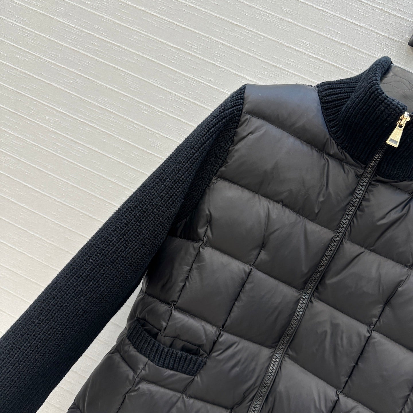 Mon 25fw down Jacket