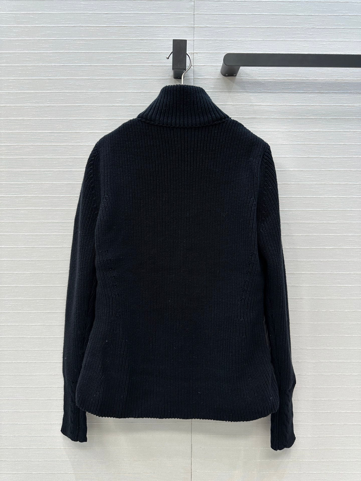 Mon 25fw down Jacket