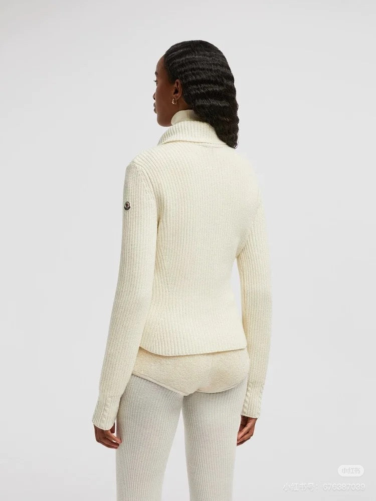 Mon 25fw down Jacket