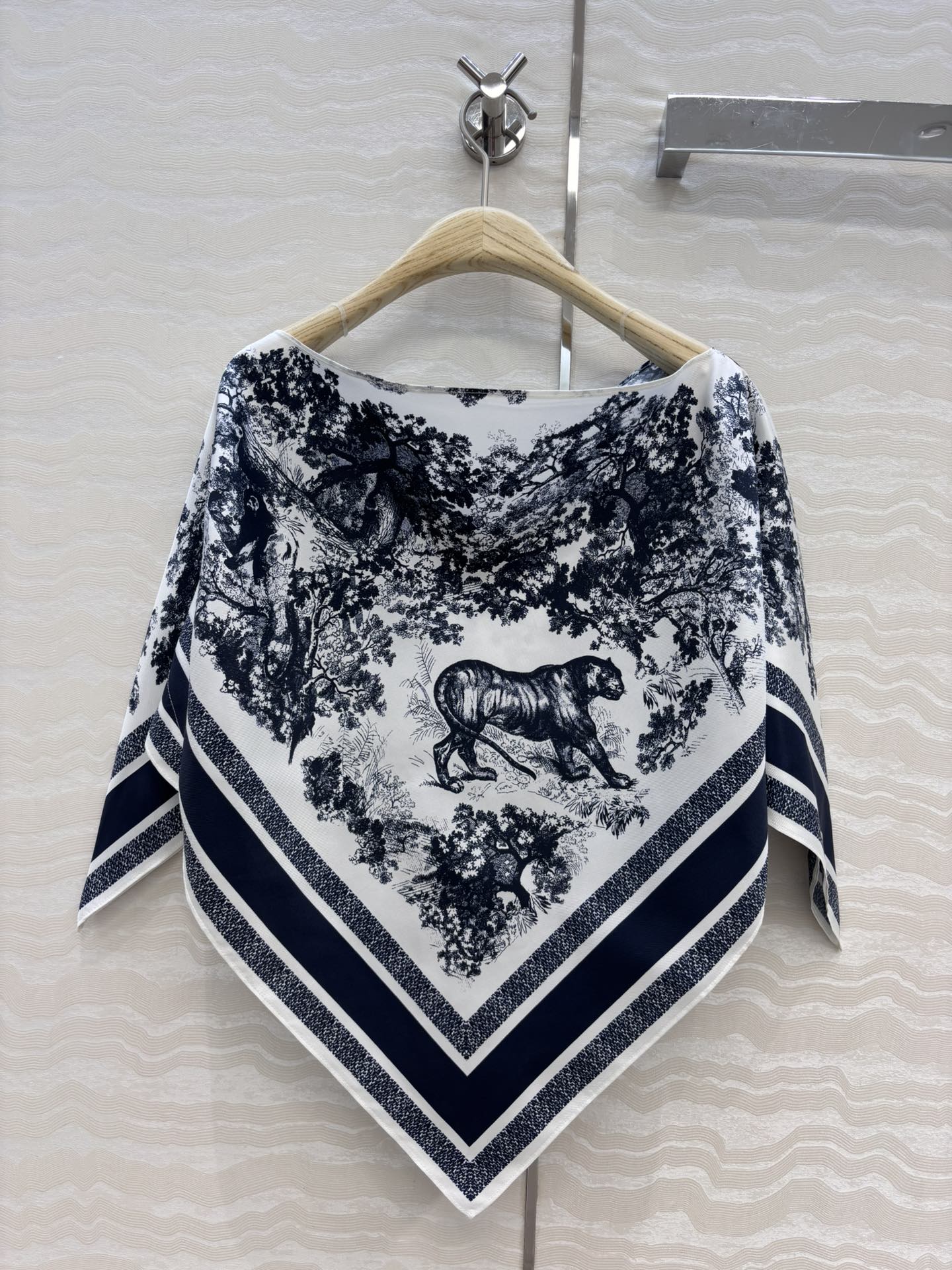 CD 25fw printed smock