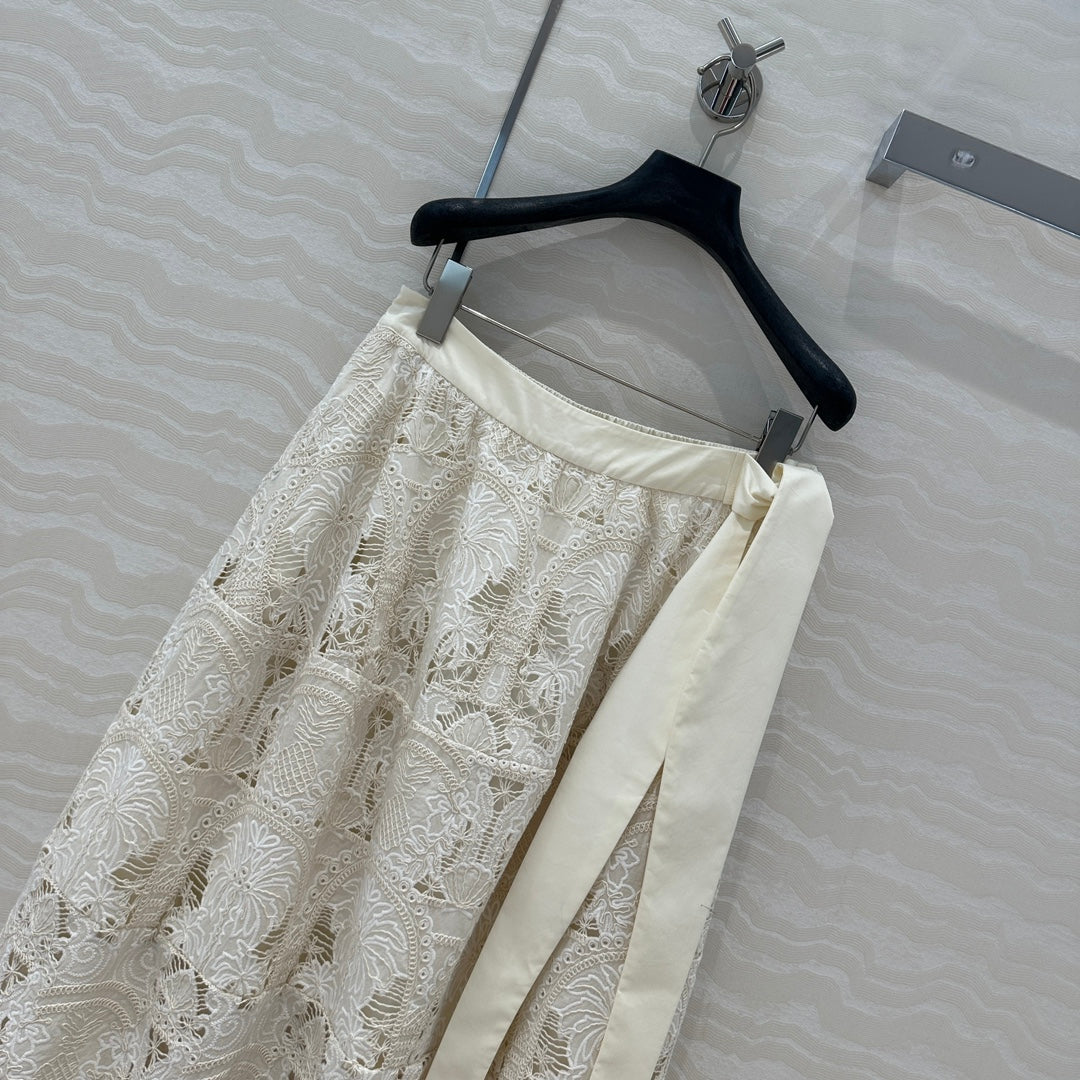 Louis 25fw embroidered skirts