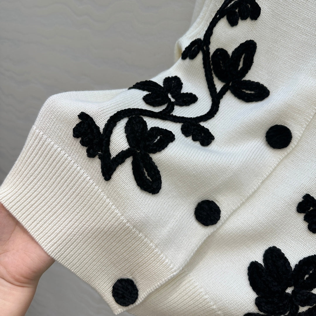 S 25fw embroidered cardigan