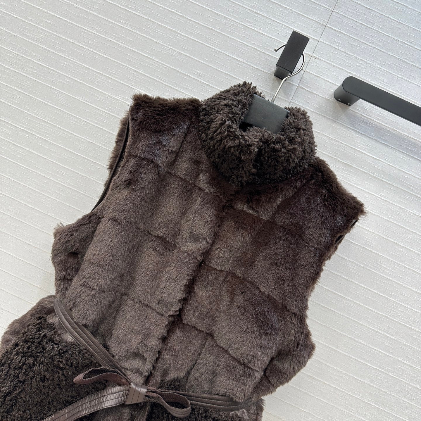 Mon 25fw down vest