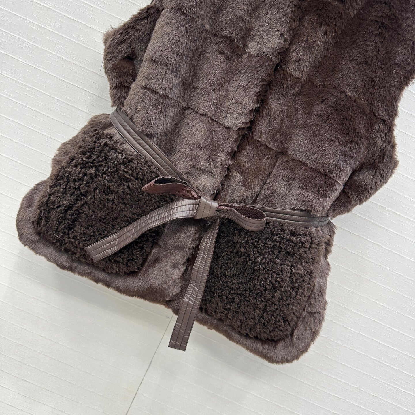 Mon 25fw down vest