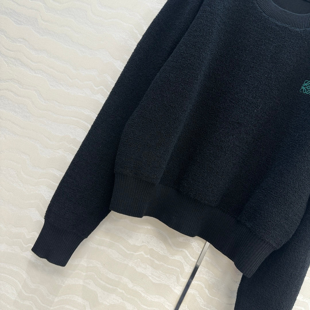 Loe 25fw embroidered sweater