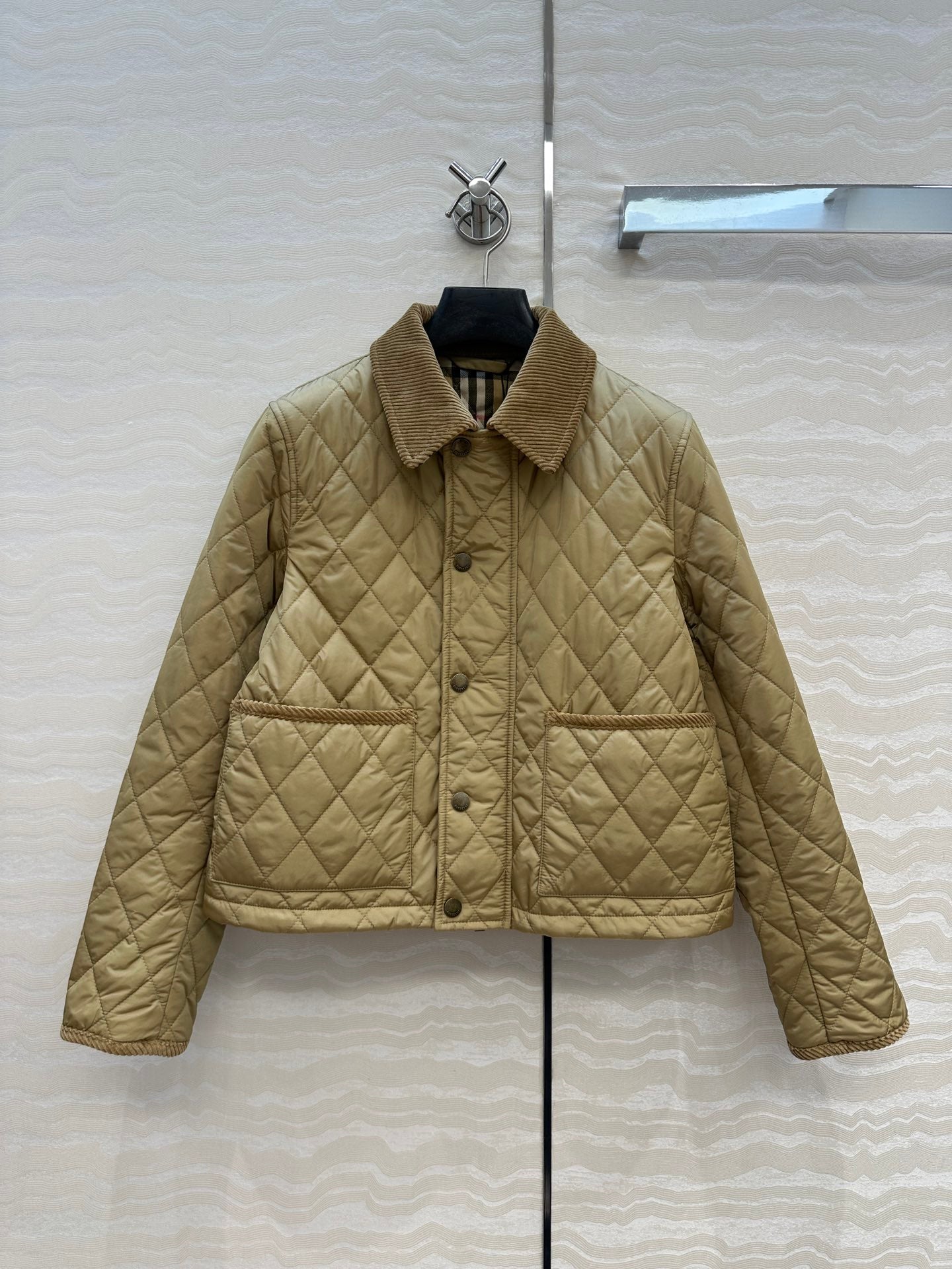 Burber 25fw down jacket