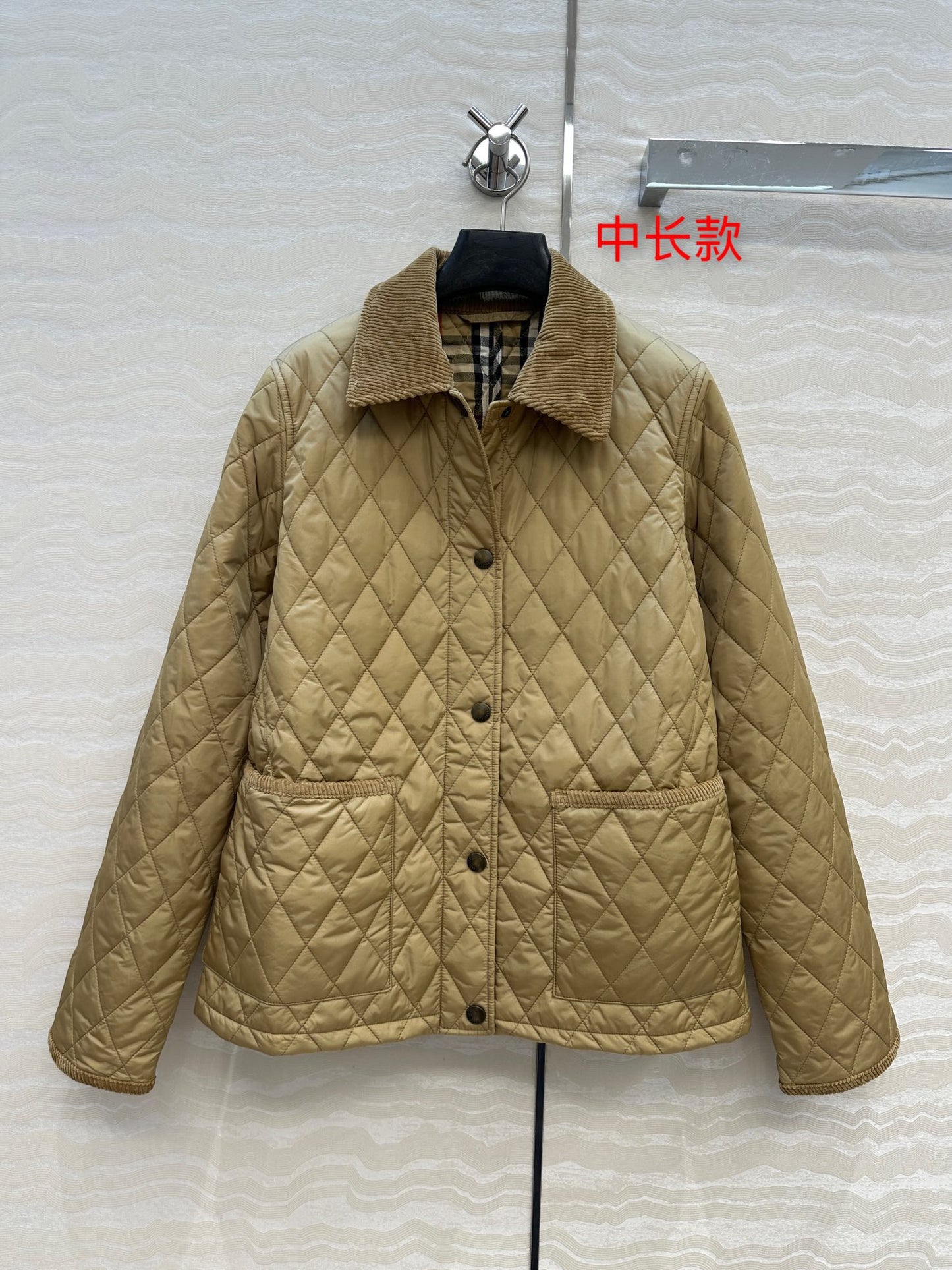Burber 25fw down jacket