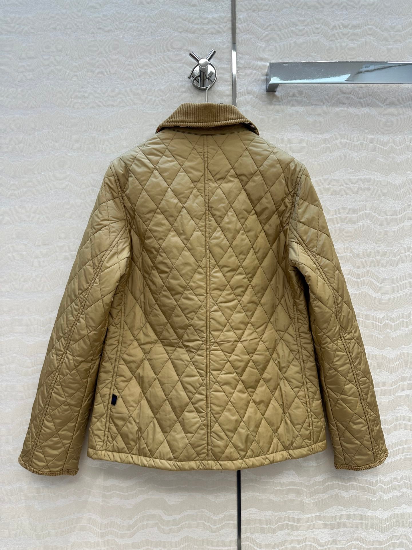 Burber 25fw down jacket