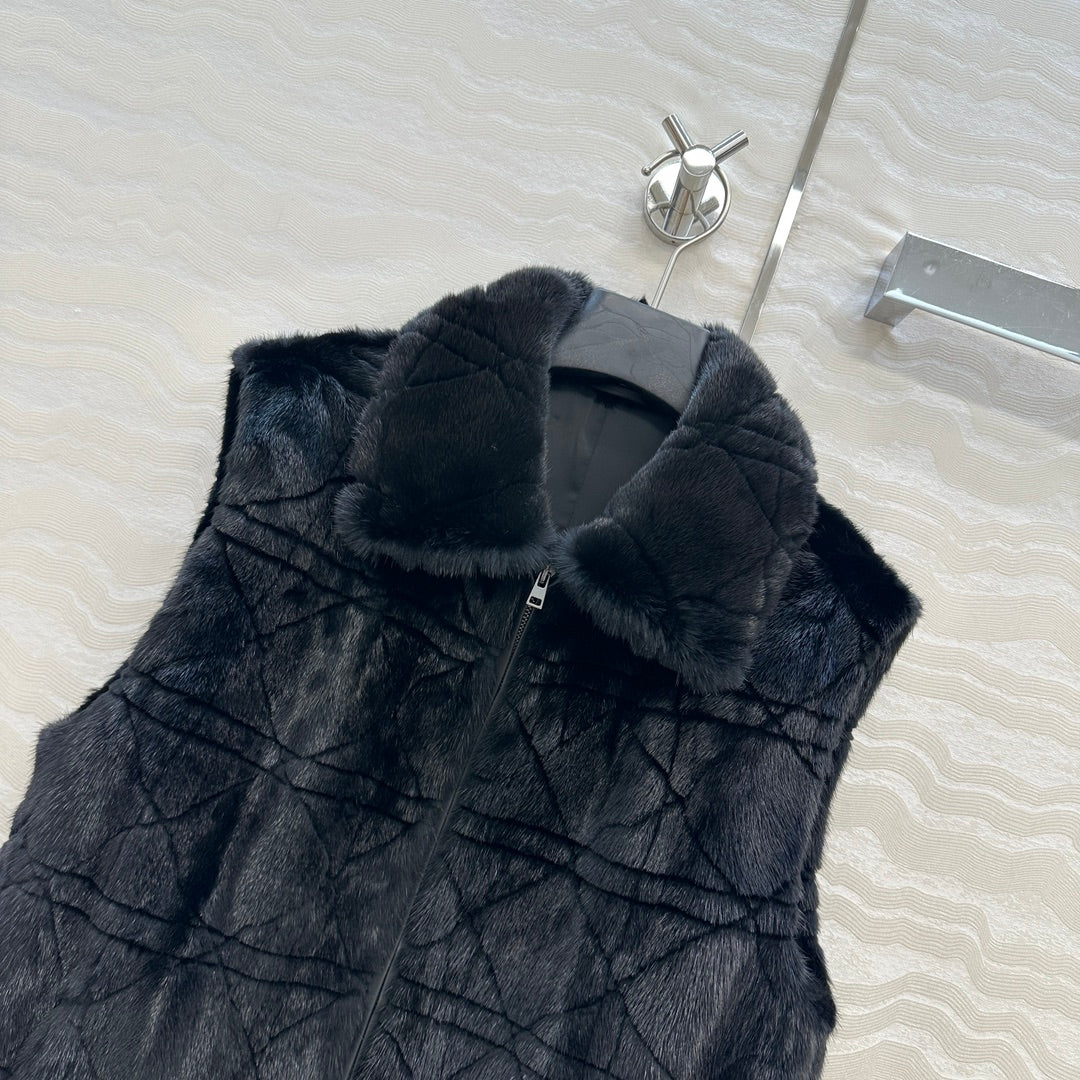 CD 25fw sheepskin vest