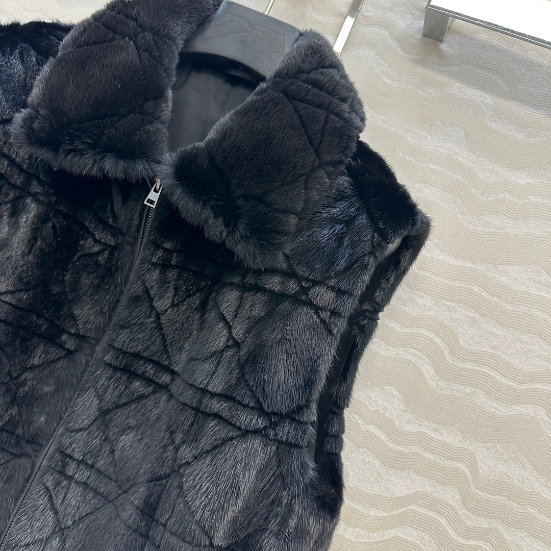 CD 25fw sheepskin vest