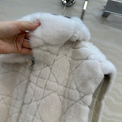 CD 25fw sheepskin vest