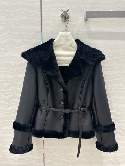 CD 25fw embroidered coat