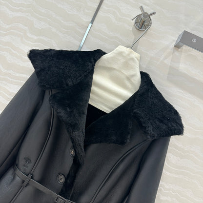 CD 25fw embroidered coat