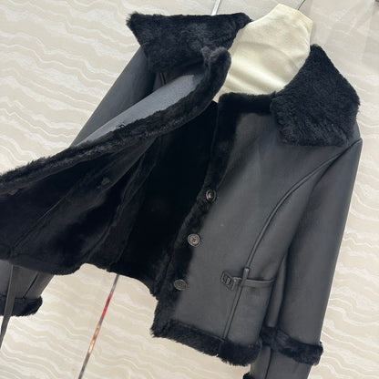 CD 25fw embroidered coat