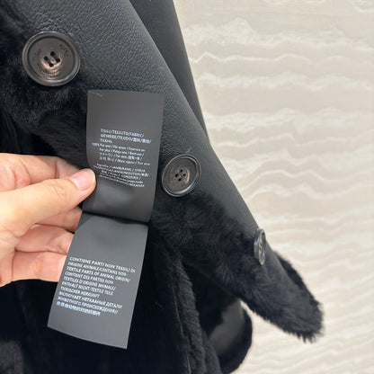CD 25fw embroidered coat