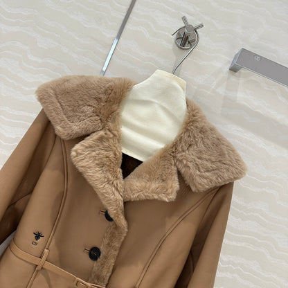 CD 25fw embroidered coat