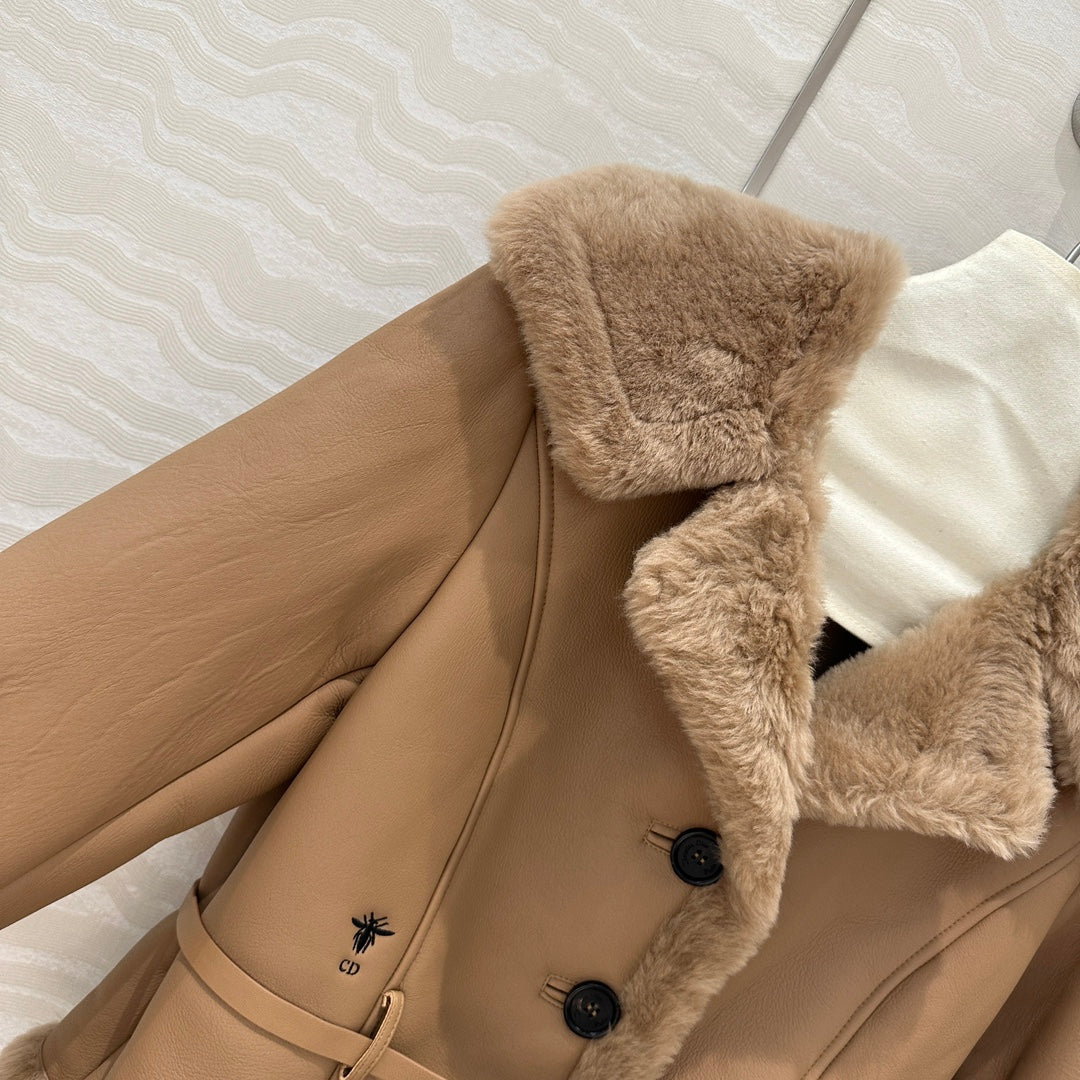 CD 25fw embroidered coat
