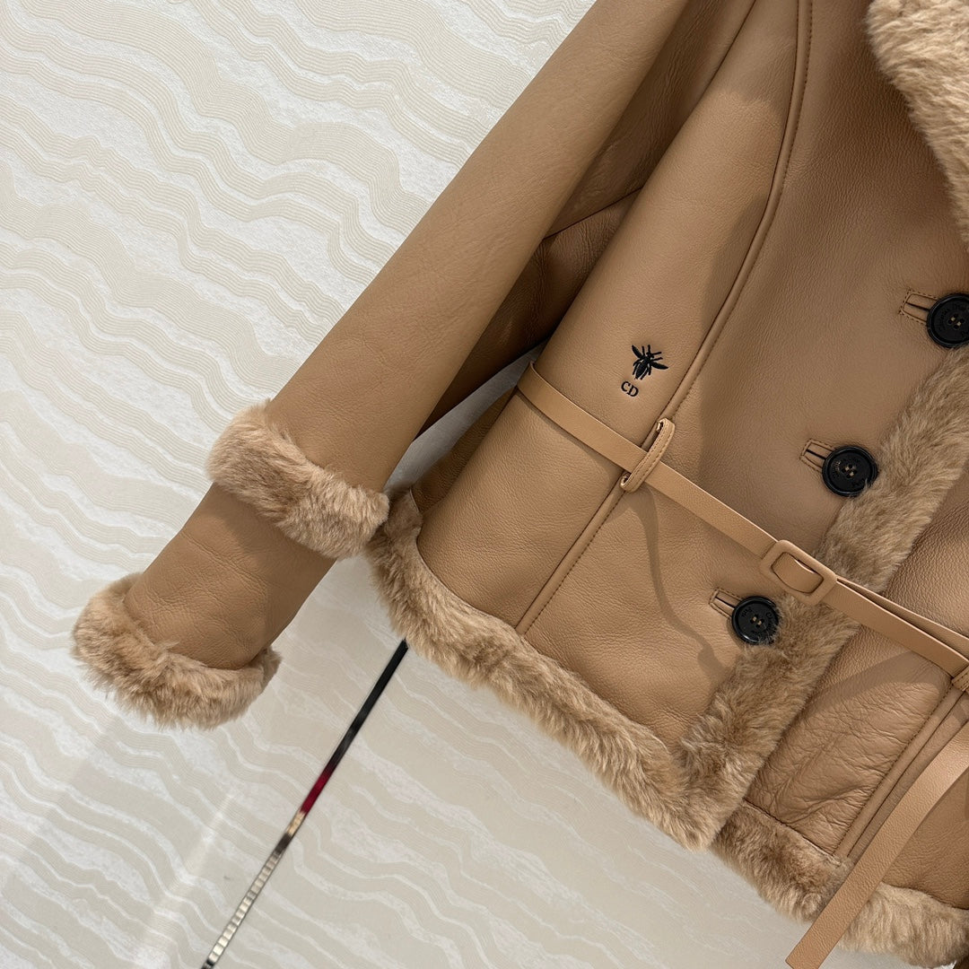 CD 25fw embroidered coat