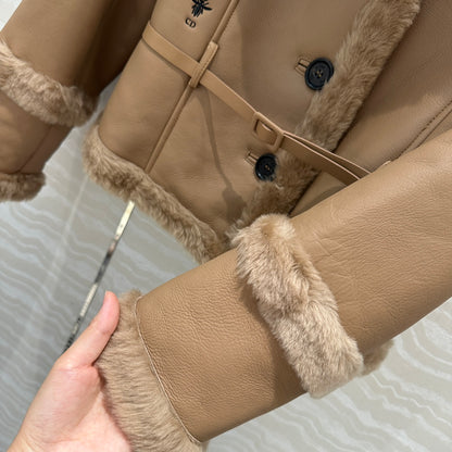 CD 25fw embroidered coat