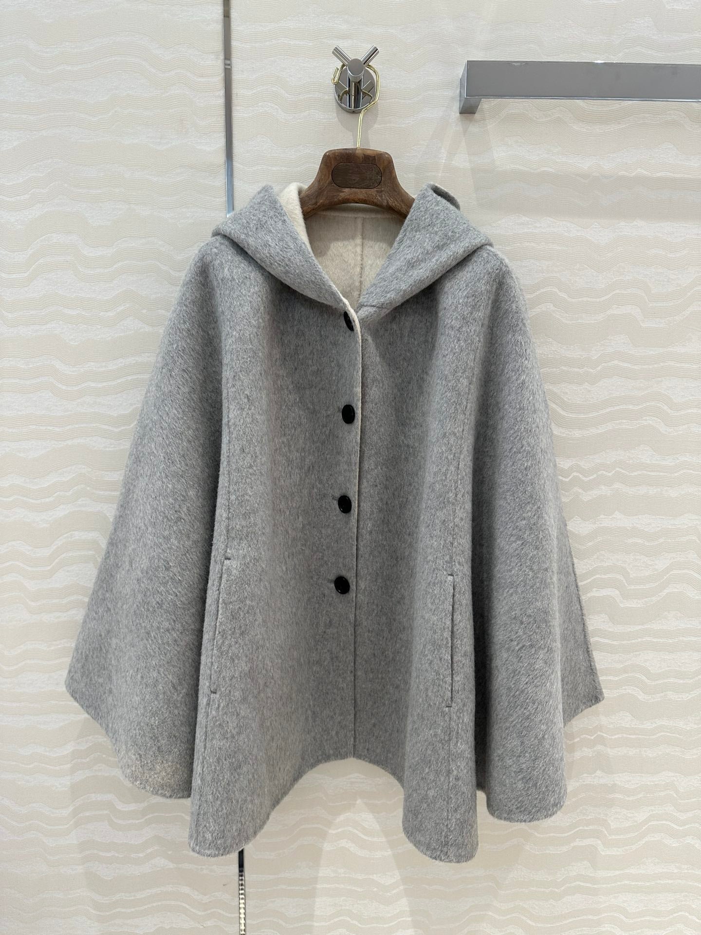 Loro 25fw all-match shawl