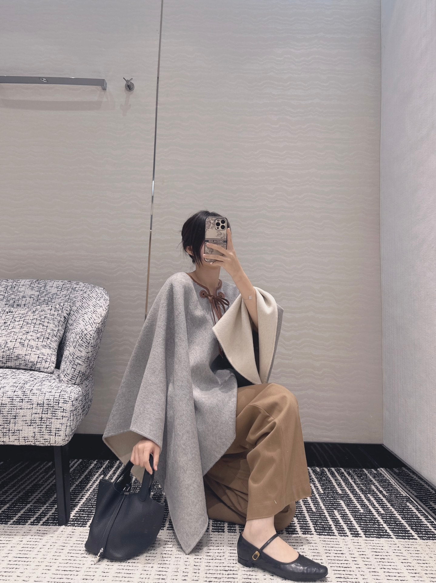 Loro 25fw all-match shawl