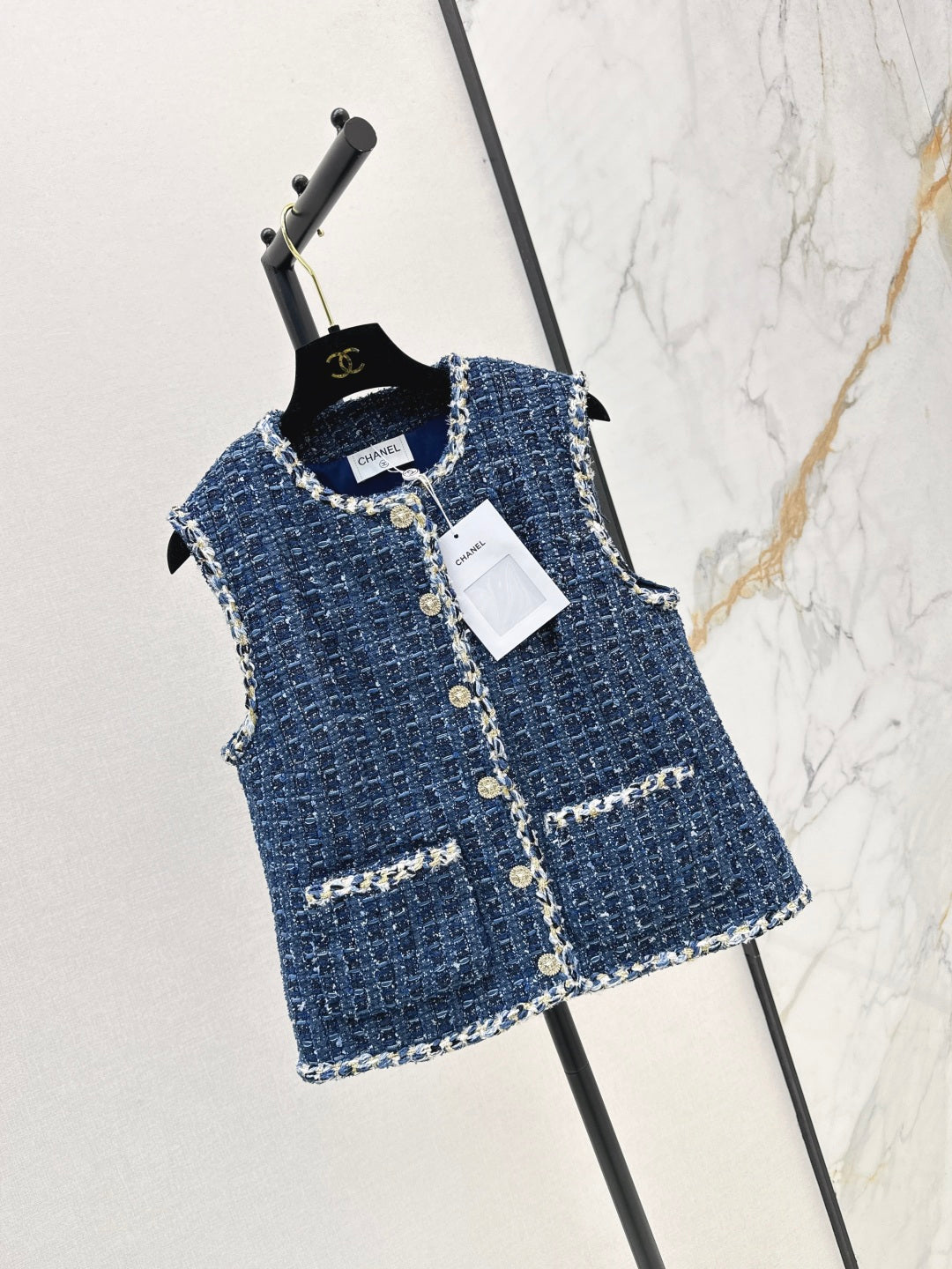 Chan 25fw woven vest