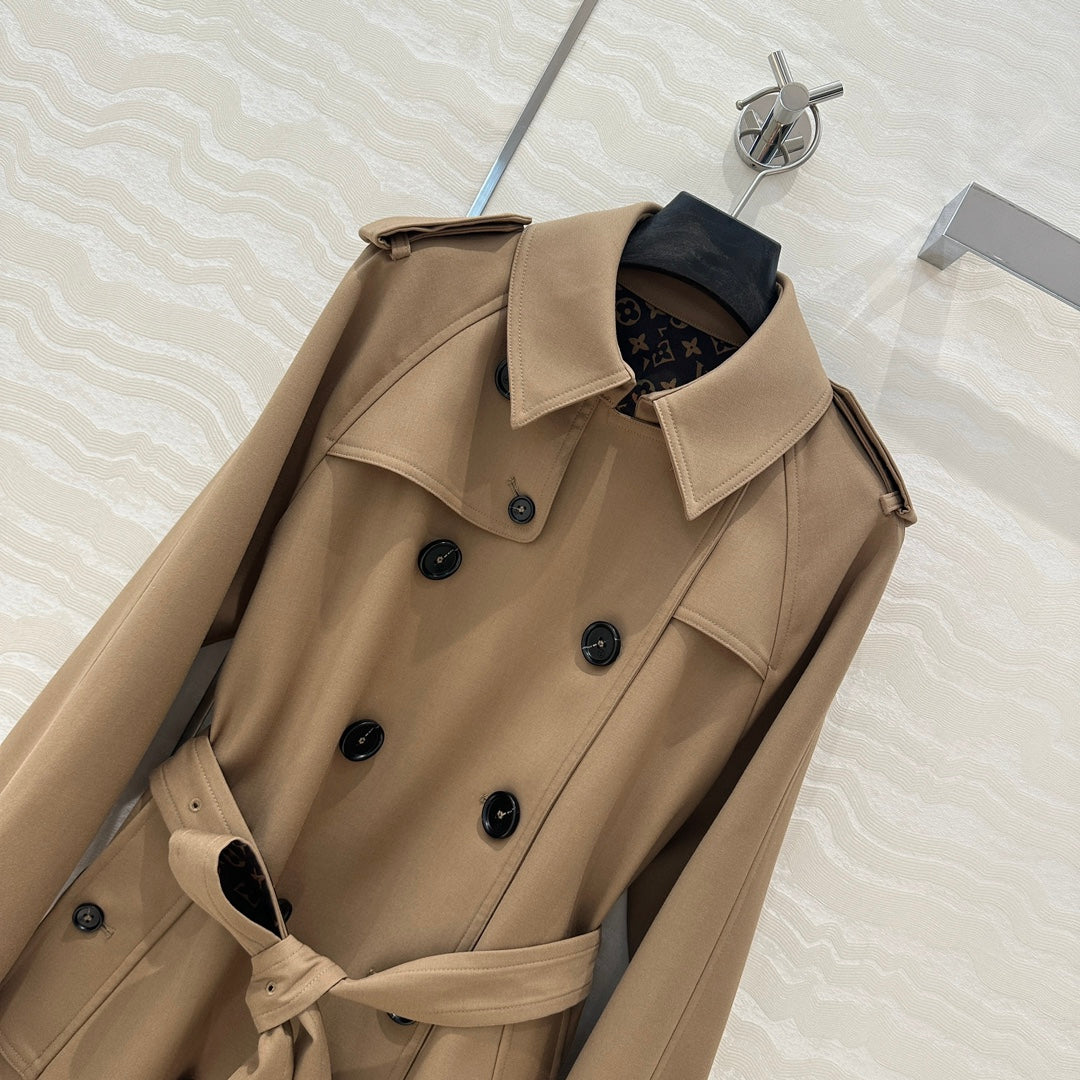 Louis 25fw trench coat