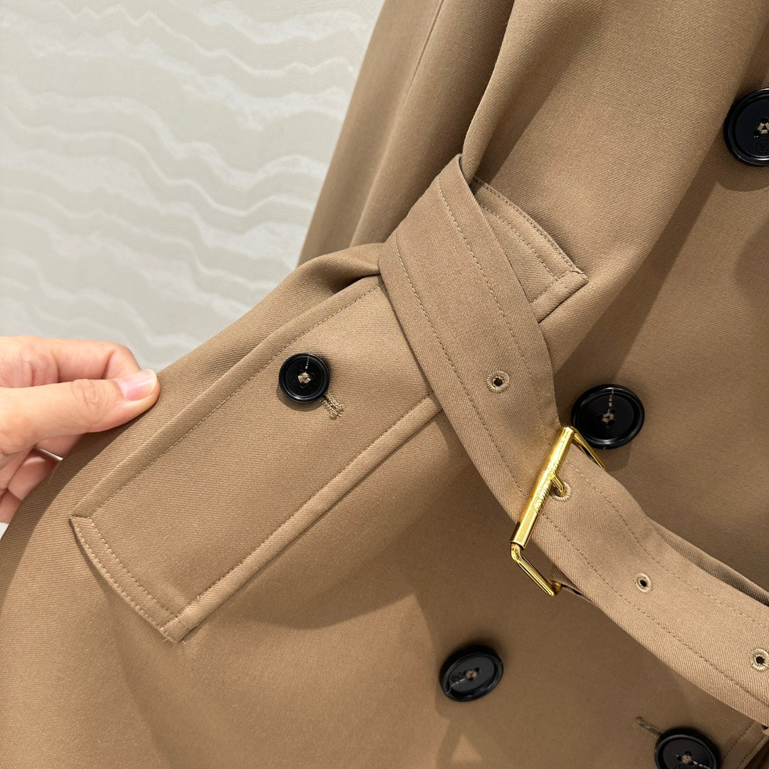 Louis 25fw trench coat