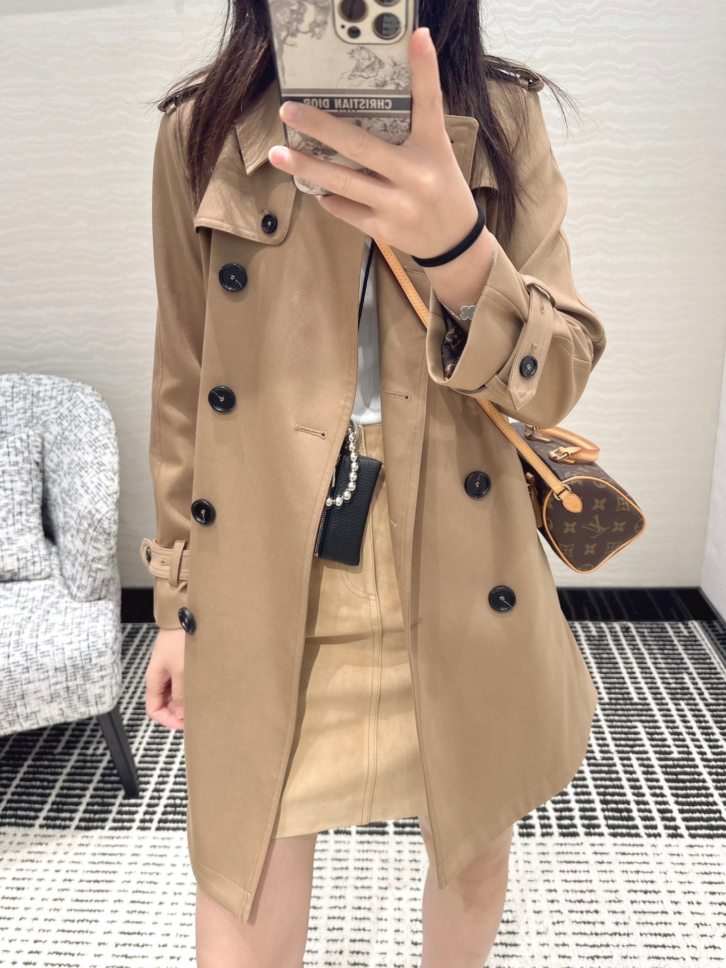 Louis 25fw trench coat