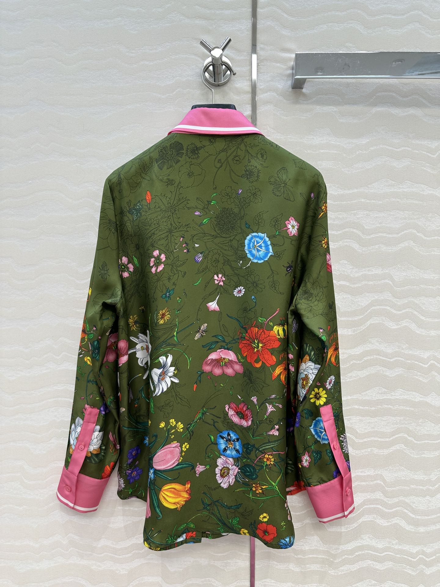 Guc 25fw silk shirt