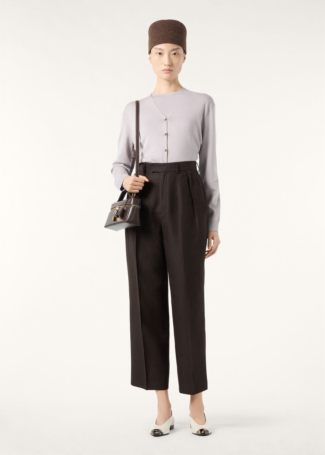 Loro 25fw pleated pants