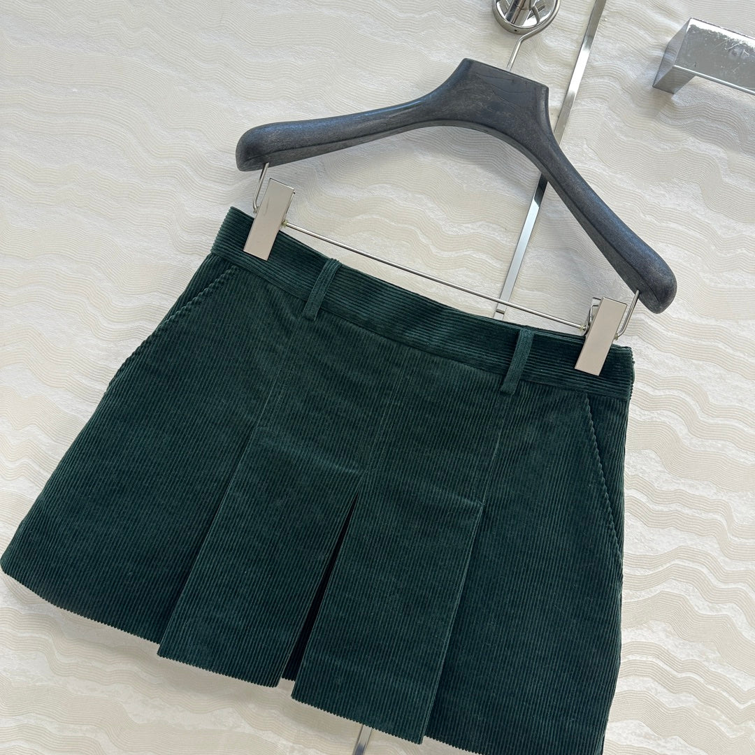 Miu 25fw pleated skirts