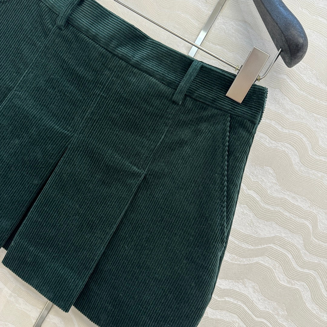 Miu 25fw pleated skirts