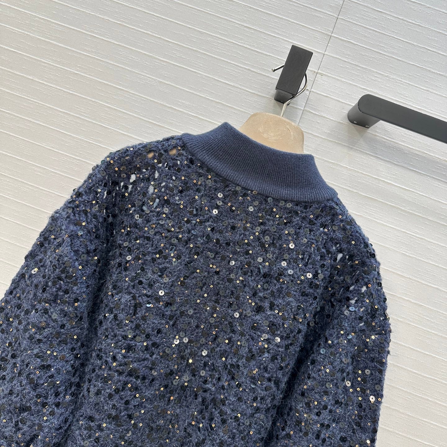 Brune 25fw embroidered cardigan