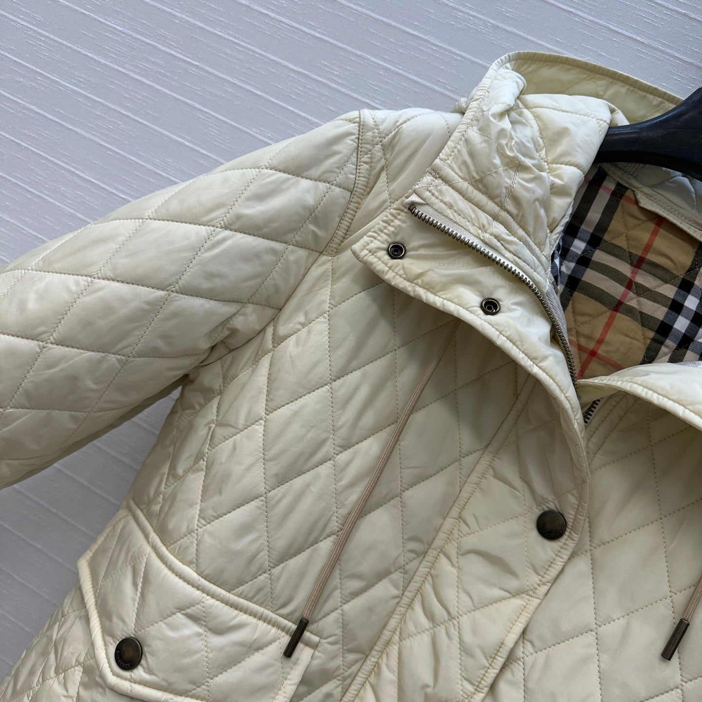 Burber 25fw down jacket