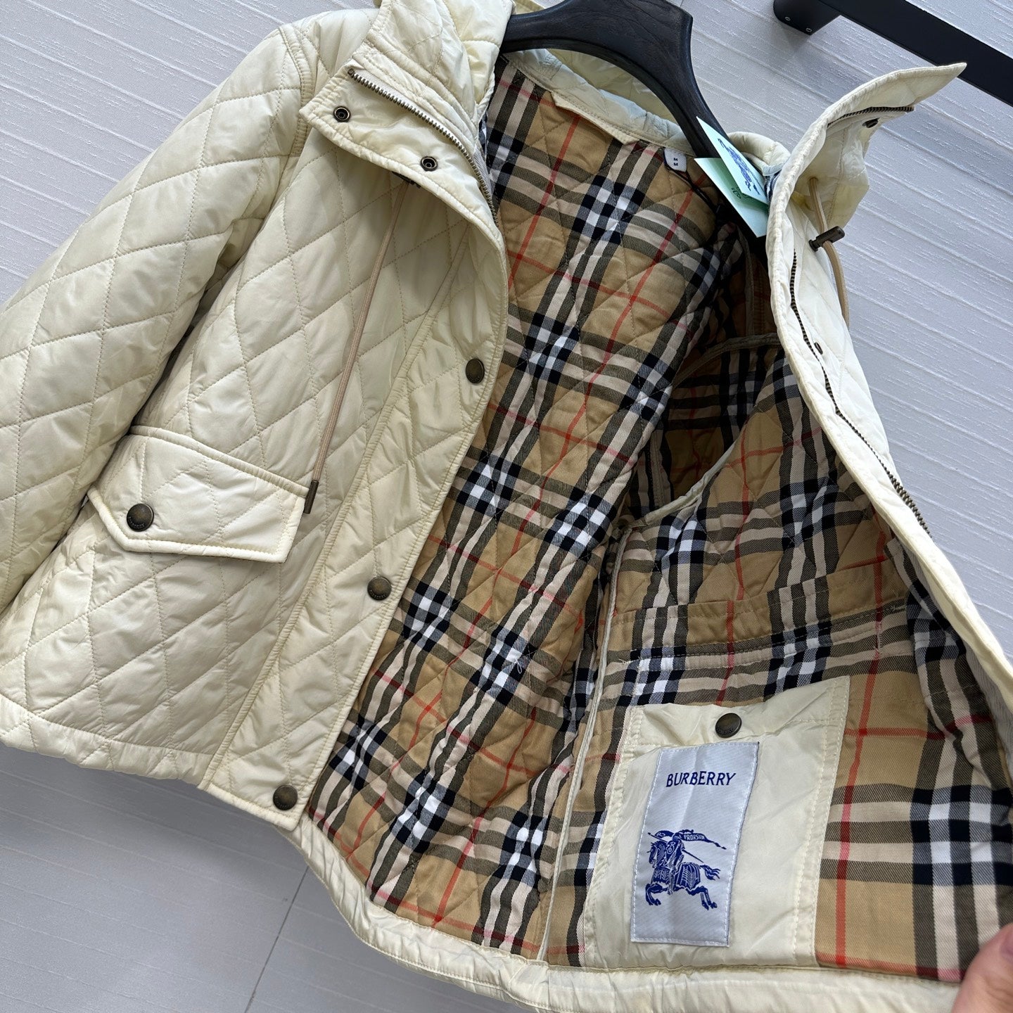 Burber 25fw down jacket